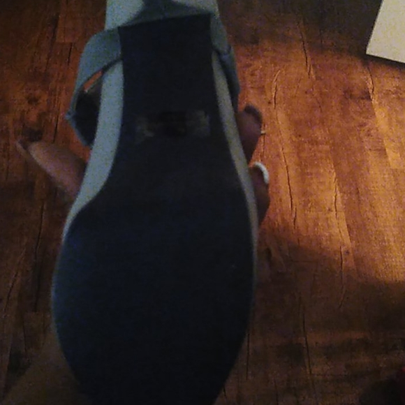 Shoes - Picture 3 of 3